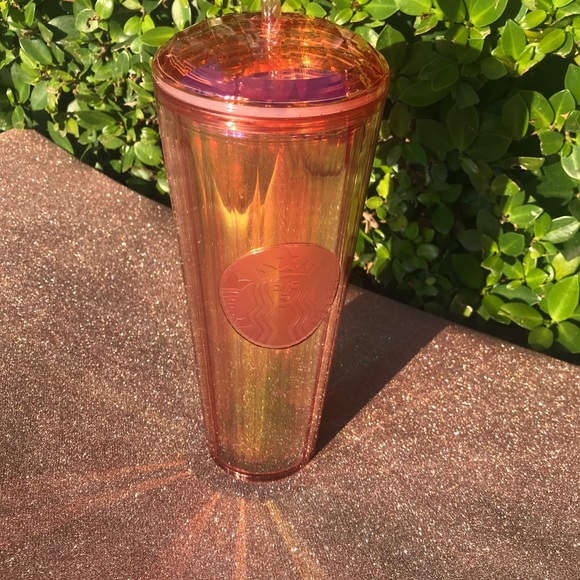 Beautiful🧡 Starbucks iridescent rose gold tumbler - Picture 3 of 5